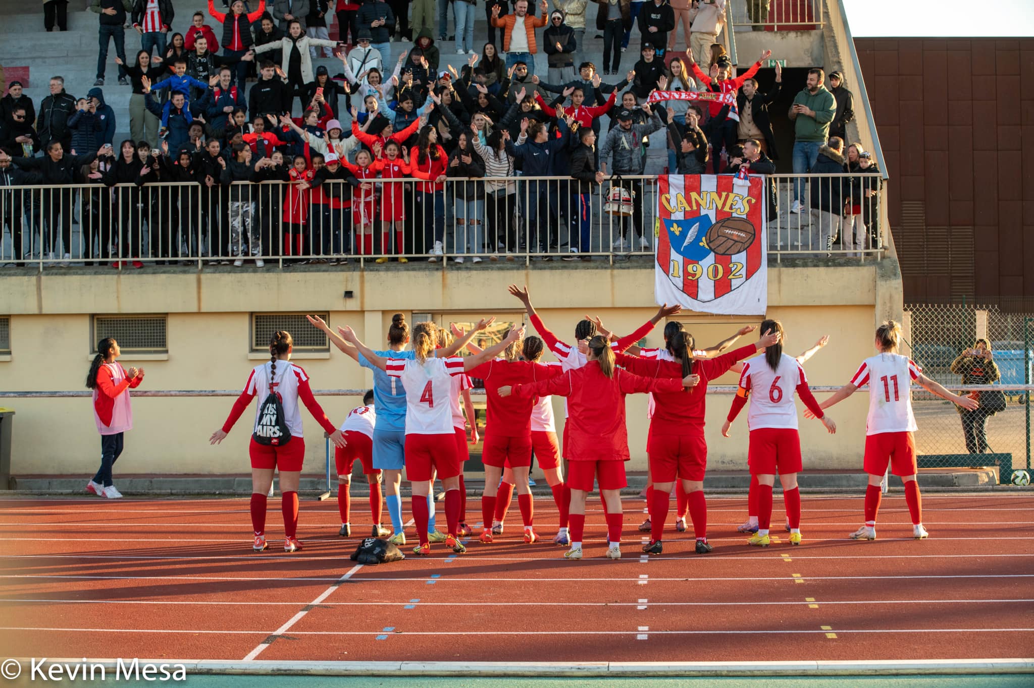 FEMME DE FOOT: Anny COURTADE, une autre palme à l’AS CANNES – DISTRICT 
